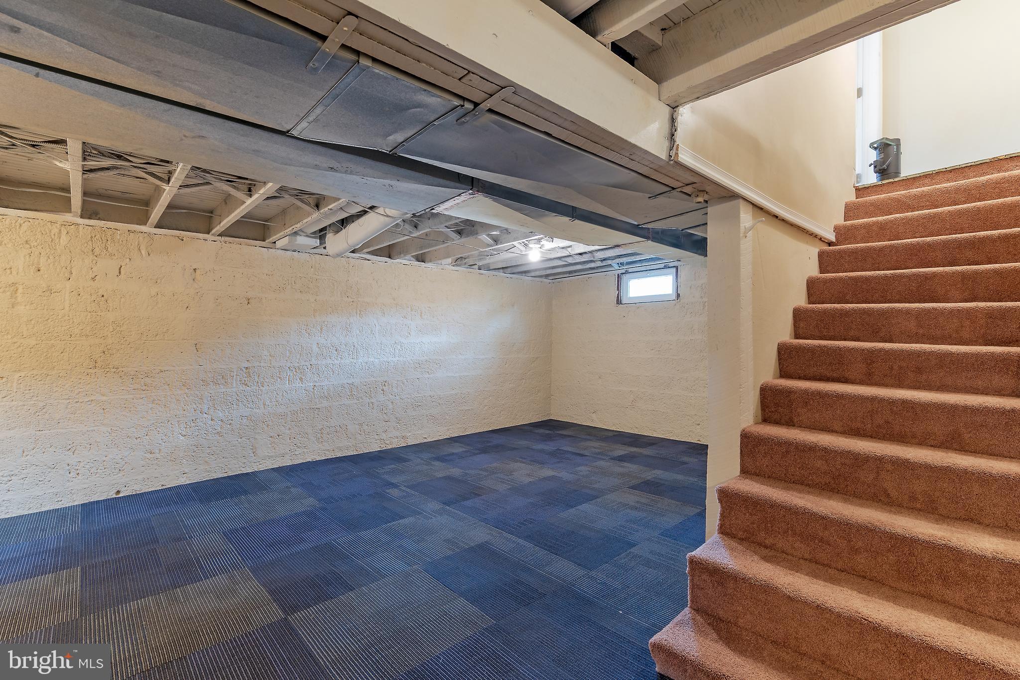 WASHINGTON GROVE - Residential