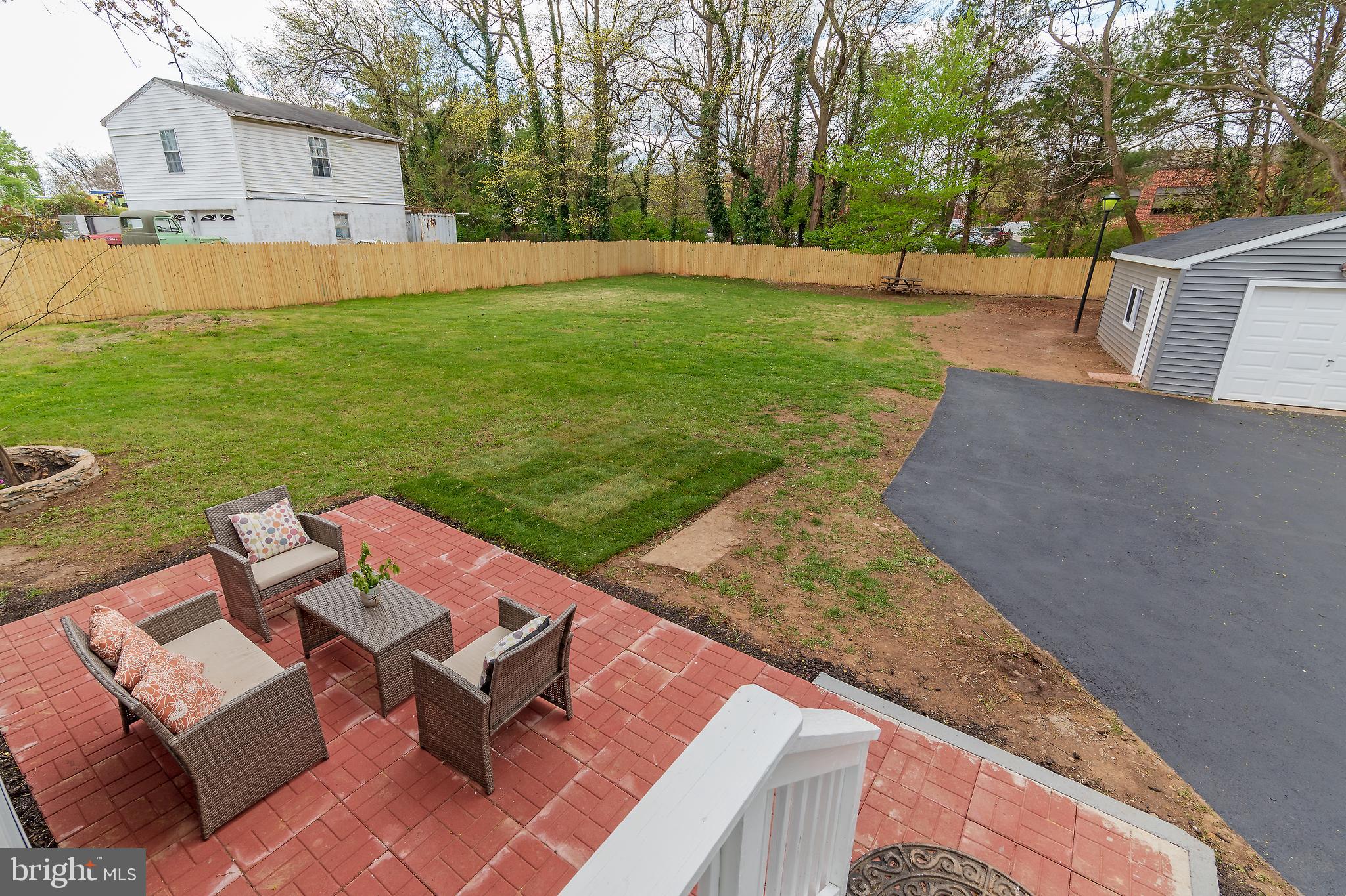 WASHINGTON GROVE - Residential