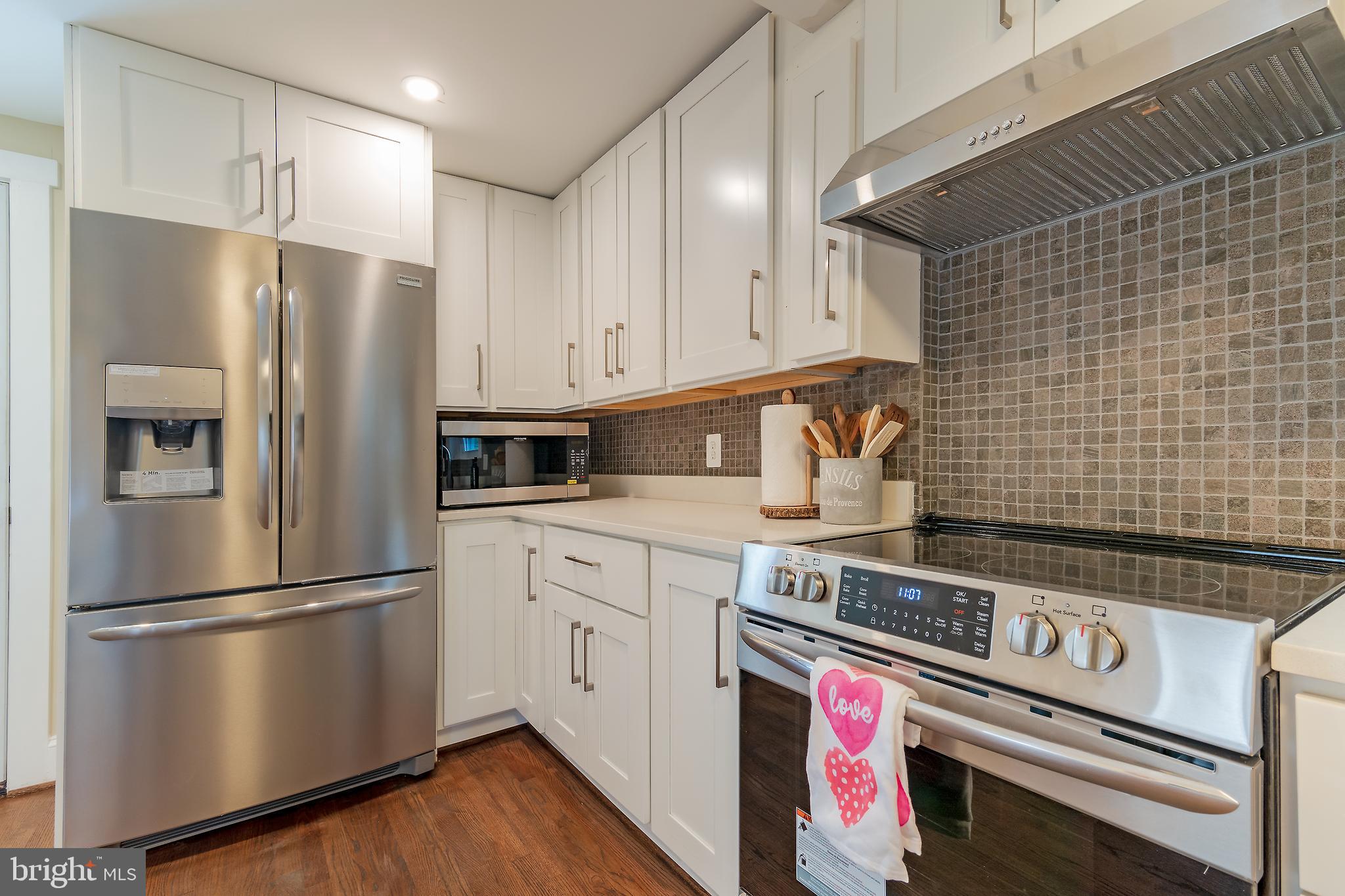 WASHINGTON GROVE - Residential