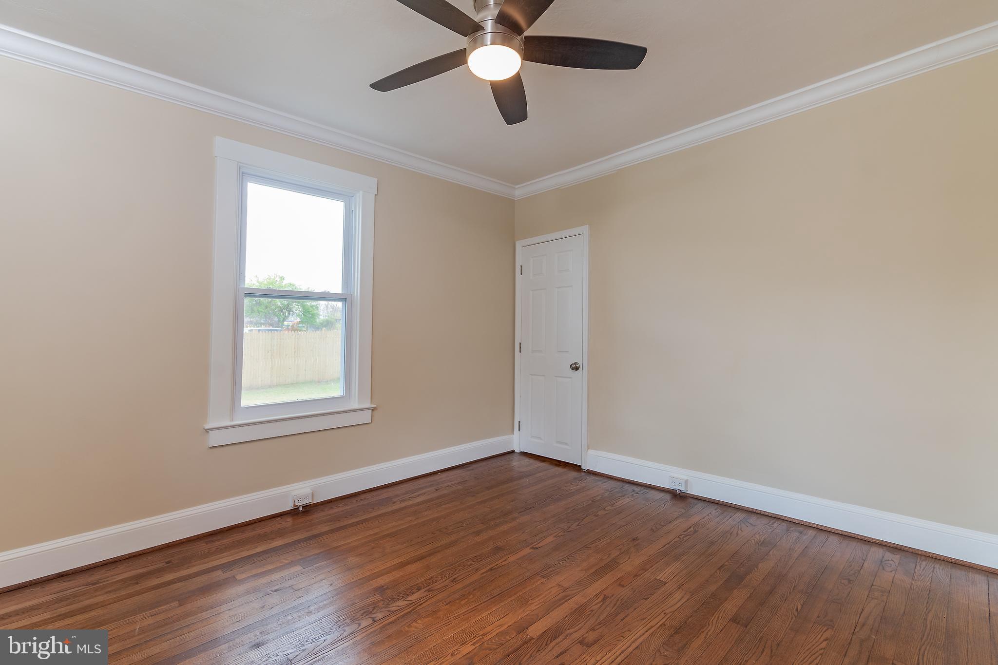 WASHINGTON GROVE - Residential