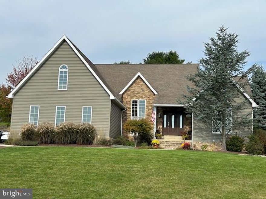 Welcome home where luxury and custom craftsmanship come together to provide spectacular Mountain View’s. This two-story home has a nice L- shape stair case taking you to The second floor that over looks the great room with 18’ ceilings. The homes primary bedroom suite and bathroom are on main level. There are separate heating and cooling systems for this house. Heating is a Buderus boiler hot water base board heat with indirect hot water heater and aone controls. There are separate AC units, one for upstairs and one for downstairs.. All true hardwood floors and ceramic tile throughout the home. Brand new custom garage doors being installed in a week. The 2-car garage is heated. In addition to the boiler there is a gas fireplace to keep it cozy on those chilly nights. This home is move in ready with furniture that can convey, along with the appliances and washer and dryer. New 75” Sony Bravia wall mounted TV can stay. Additional features include vaulted and tray ceilings, plus upgraded electrical with lots of specialized lighting. This home is prestige, and has been well taken care of.  Schedule your private tour today, you will love it once you see it in person.

To convey with sale: Washer and Dryer, Cooktop, Wall Oven, Refrigerator, Dishwasher, Mirror on Kitchen Wall, Sconces with battery candles above Fireplace, Iron Circles decoration on Great Room Wall, Staircase Sconce and battery candle, New in 2023 75" LED Sony  Bravia TV on Great Room Wall, Samsung TV on Primary Bedroom Wall, All Custom Hunter Douglas Window Blinds, and Sails and Festoon Lighting on Back Deck.

Items that are negotiable: Microwave, (3) Bar Stools, Kitchen Table and (7) chairs, Sectional sofa (sitting room), Gun Safe in primary bedroom, (2) Desks and (2) chairs in the upstairs bedrooms, and Futon in upstairs bedroom.