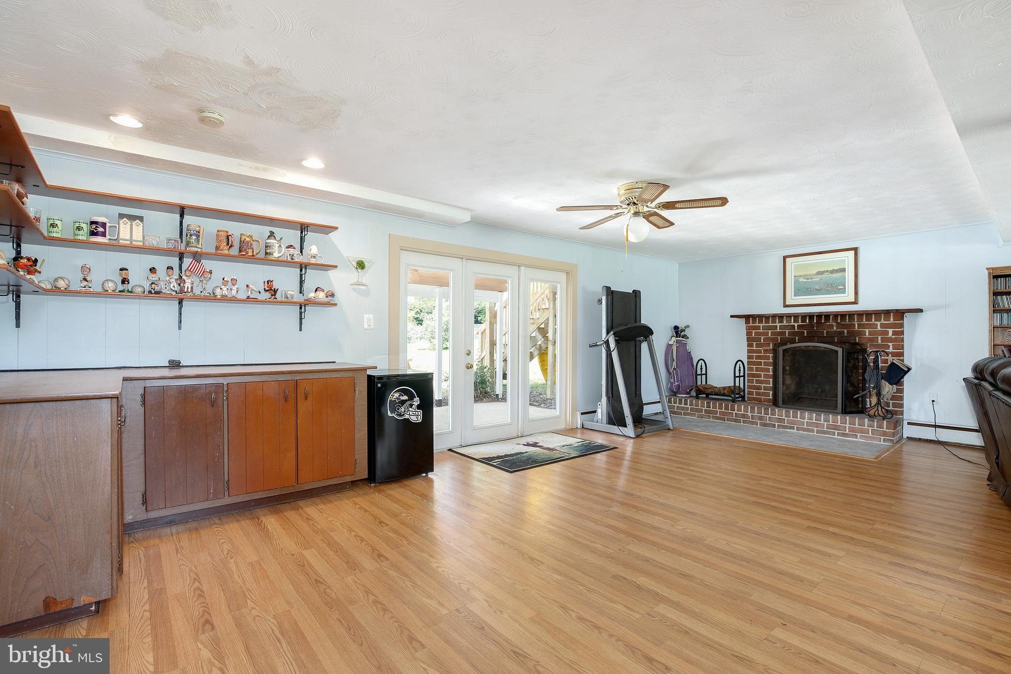 WILTON ACRES - Residential