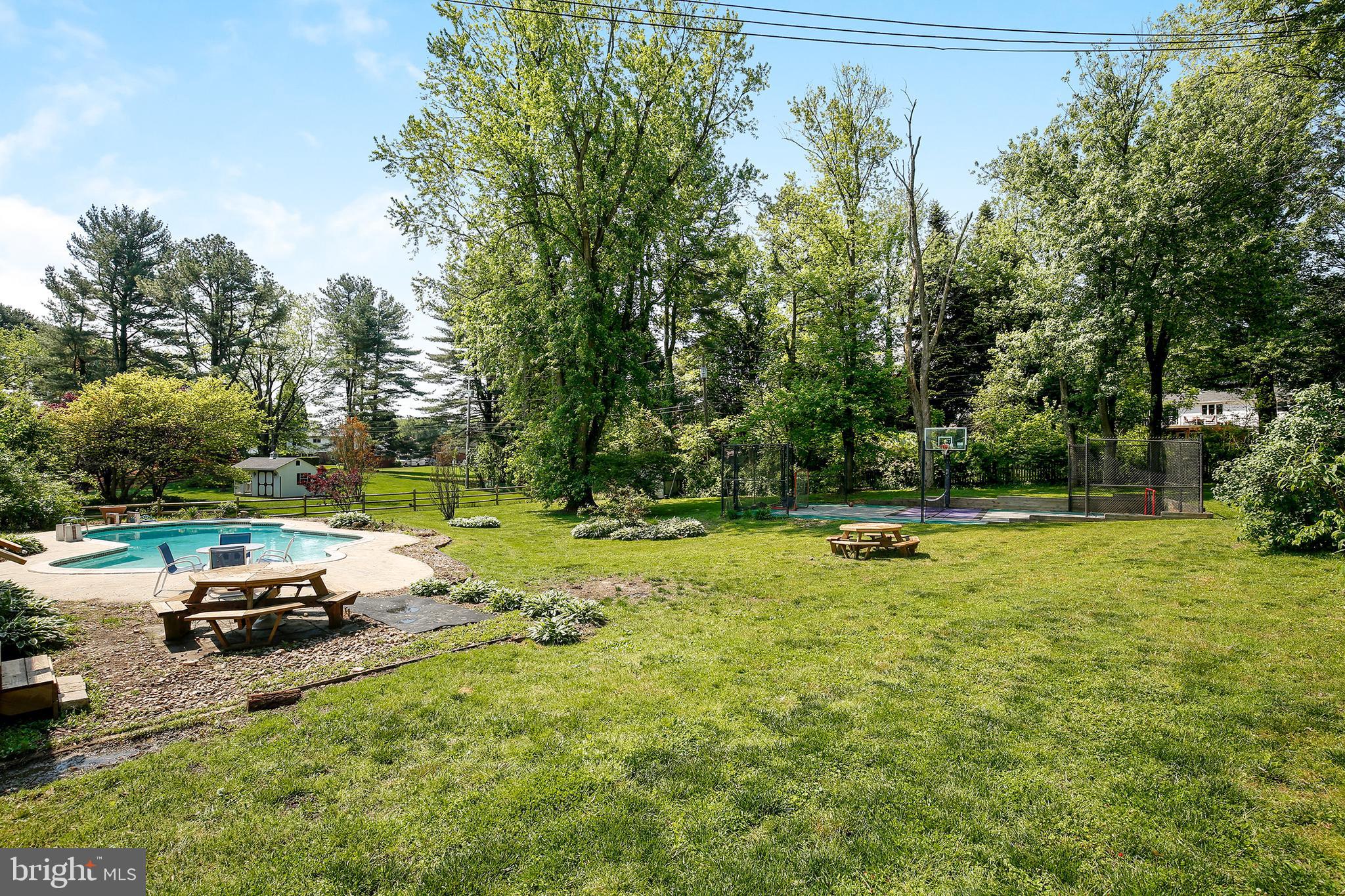 WILTON ACRES - Residential