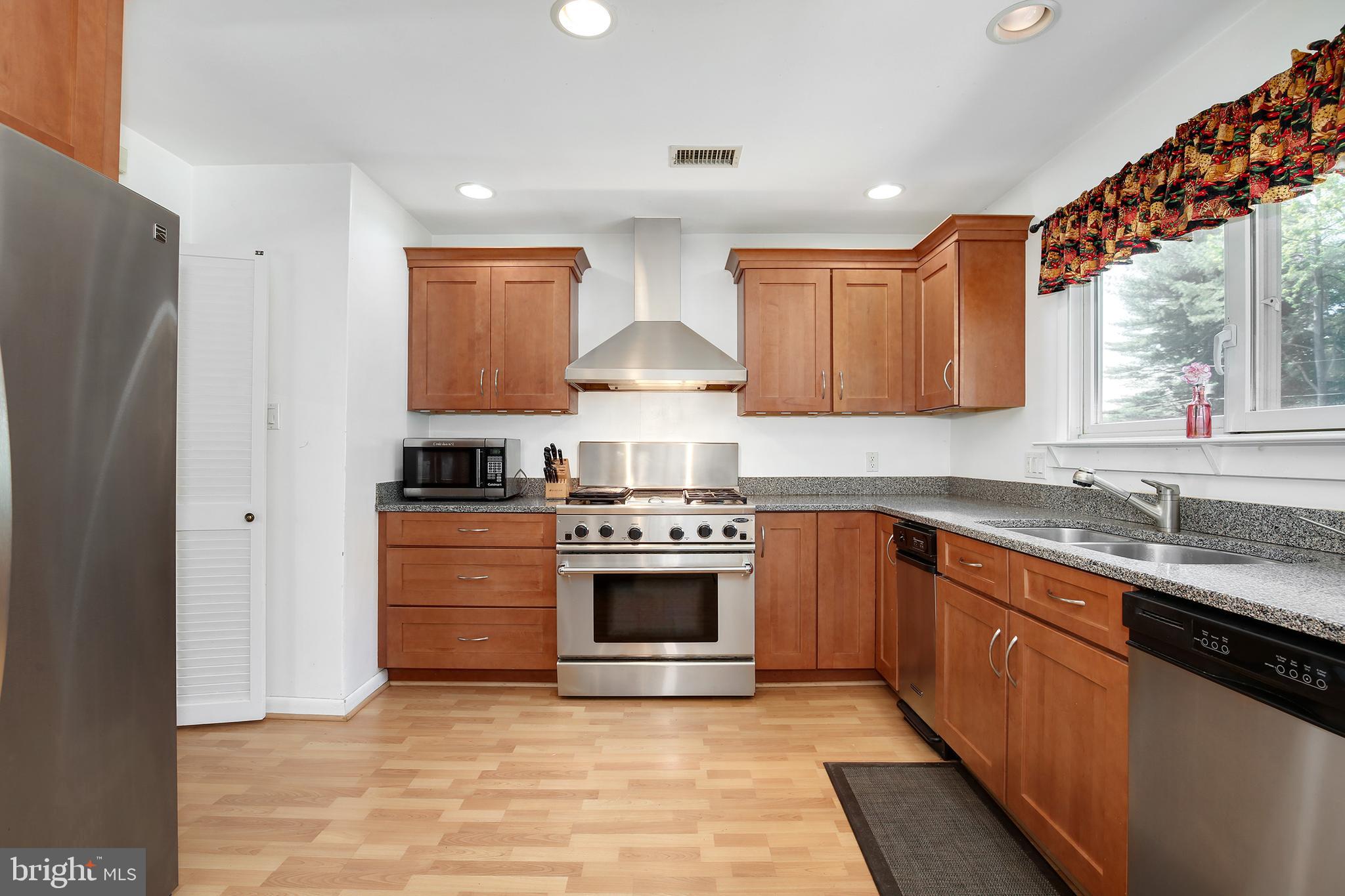 WILTON ACRES - Residential