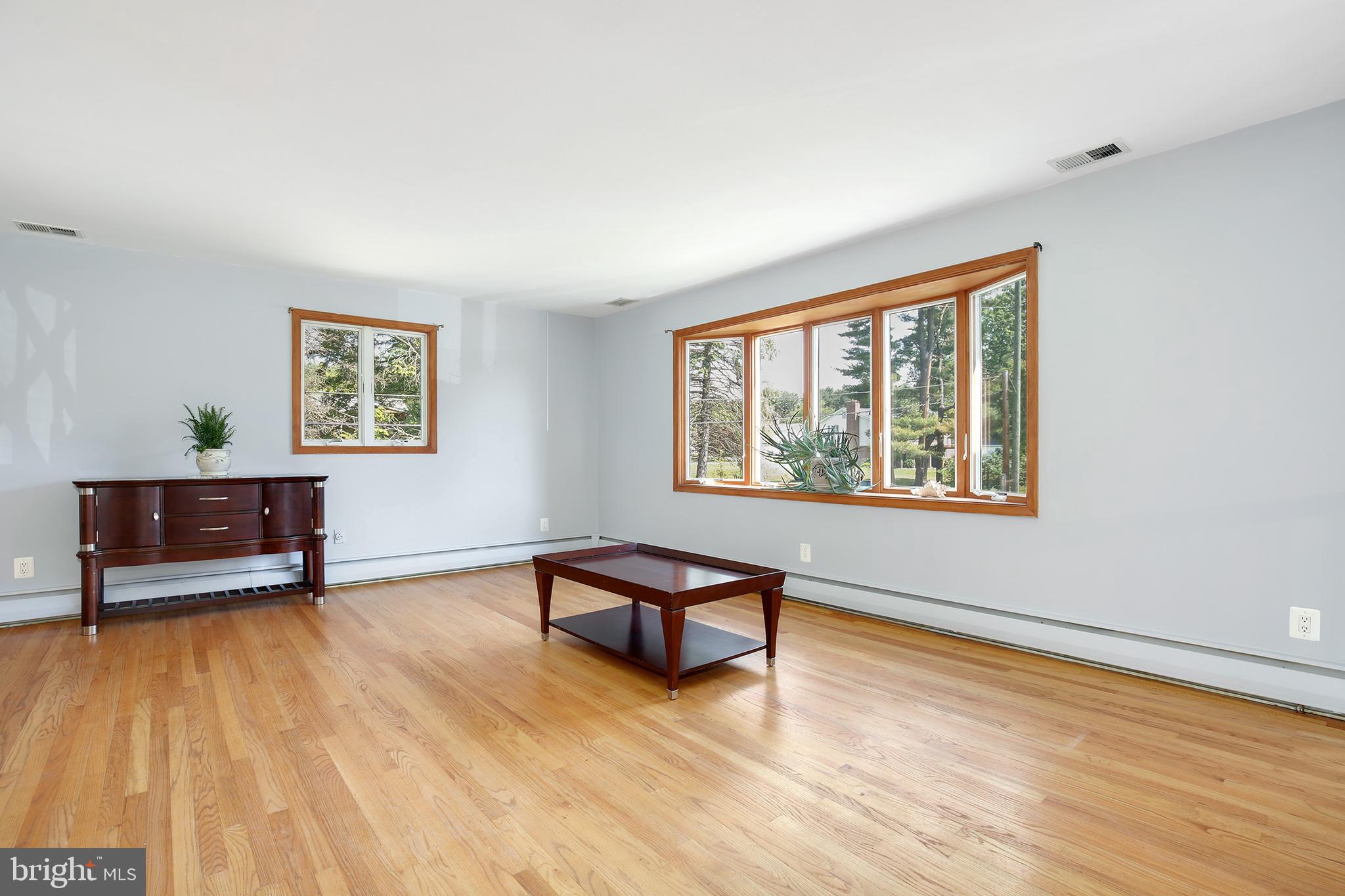 WILTON ACRES - Residential