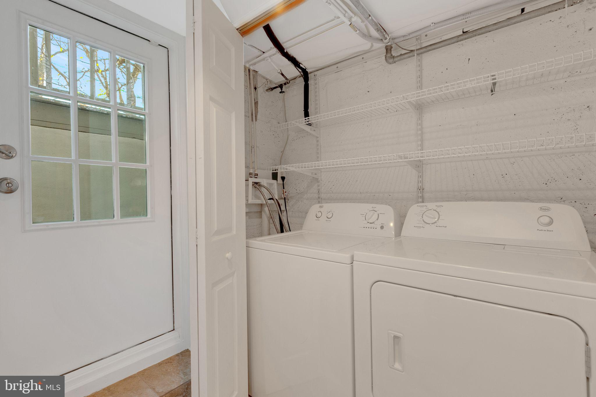 JEFFERSON MANOR - Residential