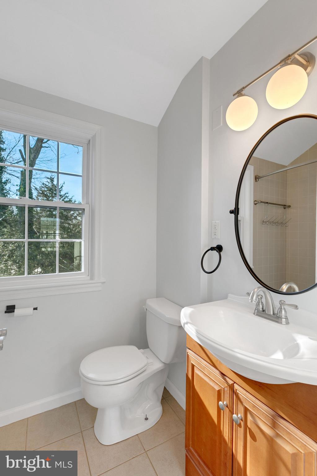 JEFFERSON MANOR - Residential