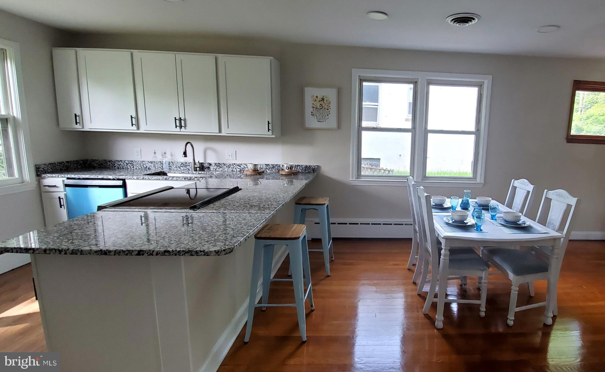 WINDSOR  MILL - Residential