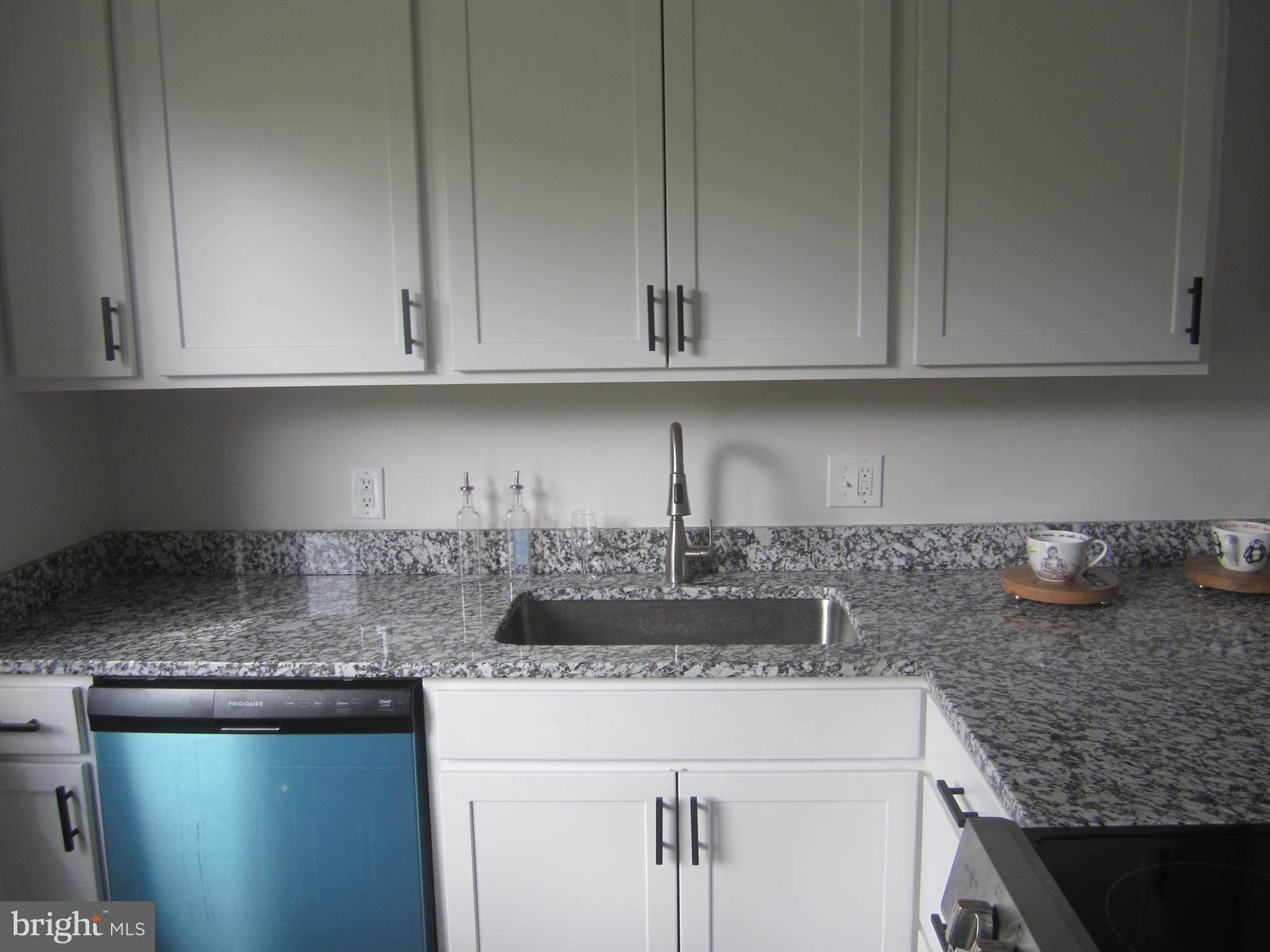 WINDSOR  MILL - Residential