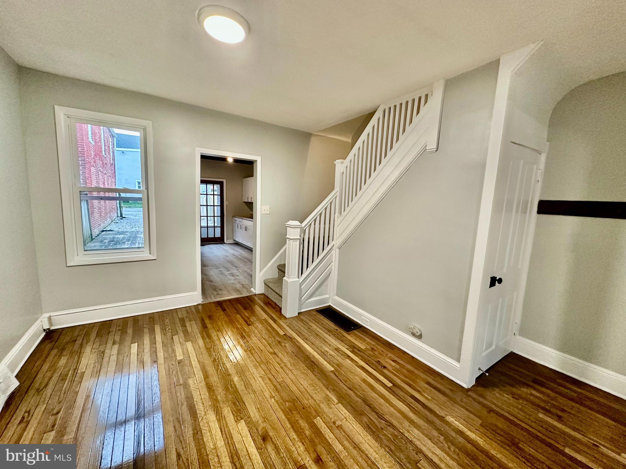 LANCASTER - Residential