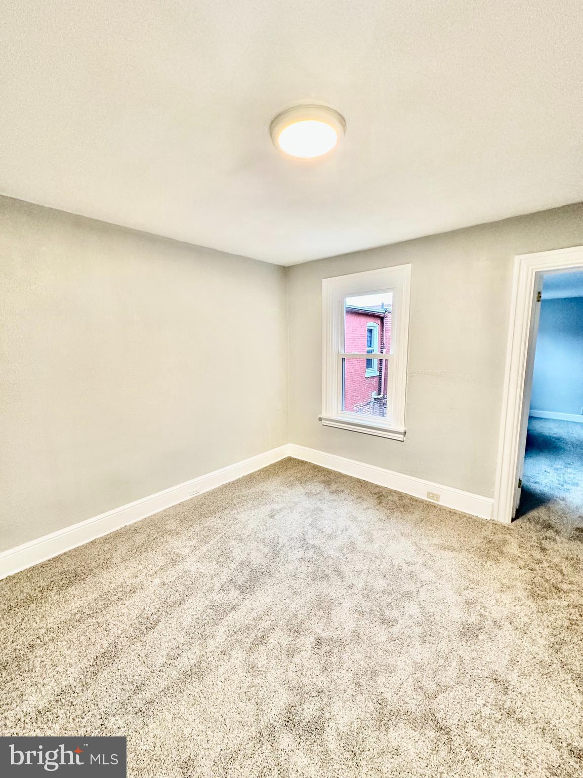 LANCASTER - Residential