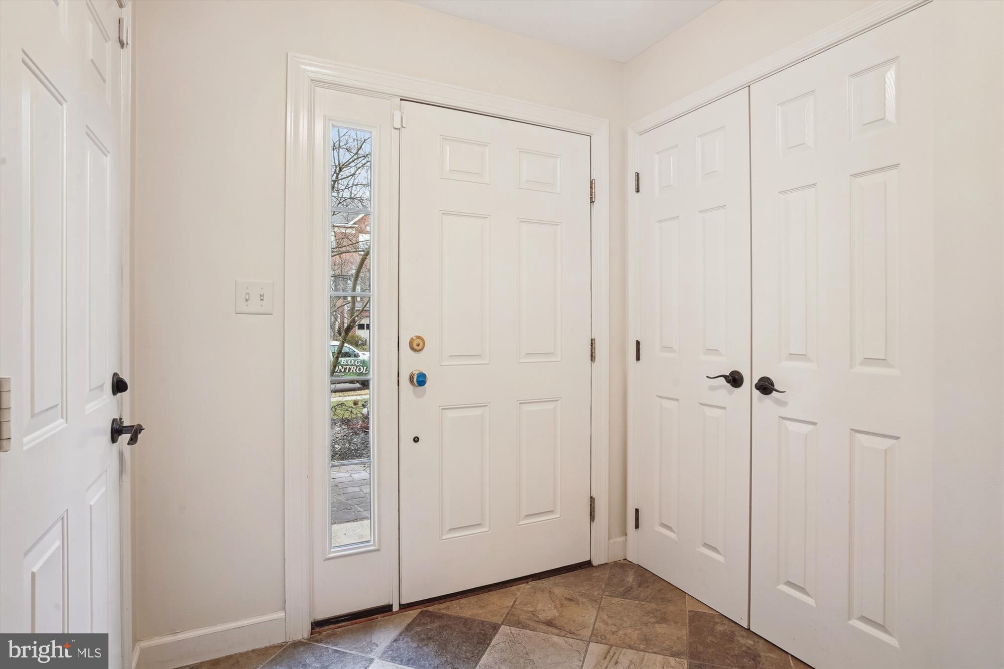 3232 ESCAPADE CIRCLE