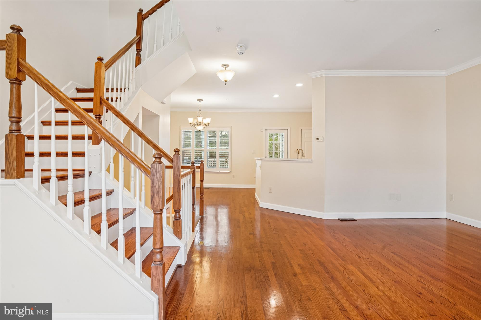 3232 ESCAPADE CIRCLE