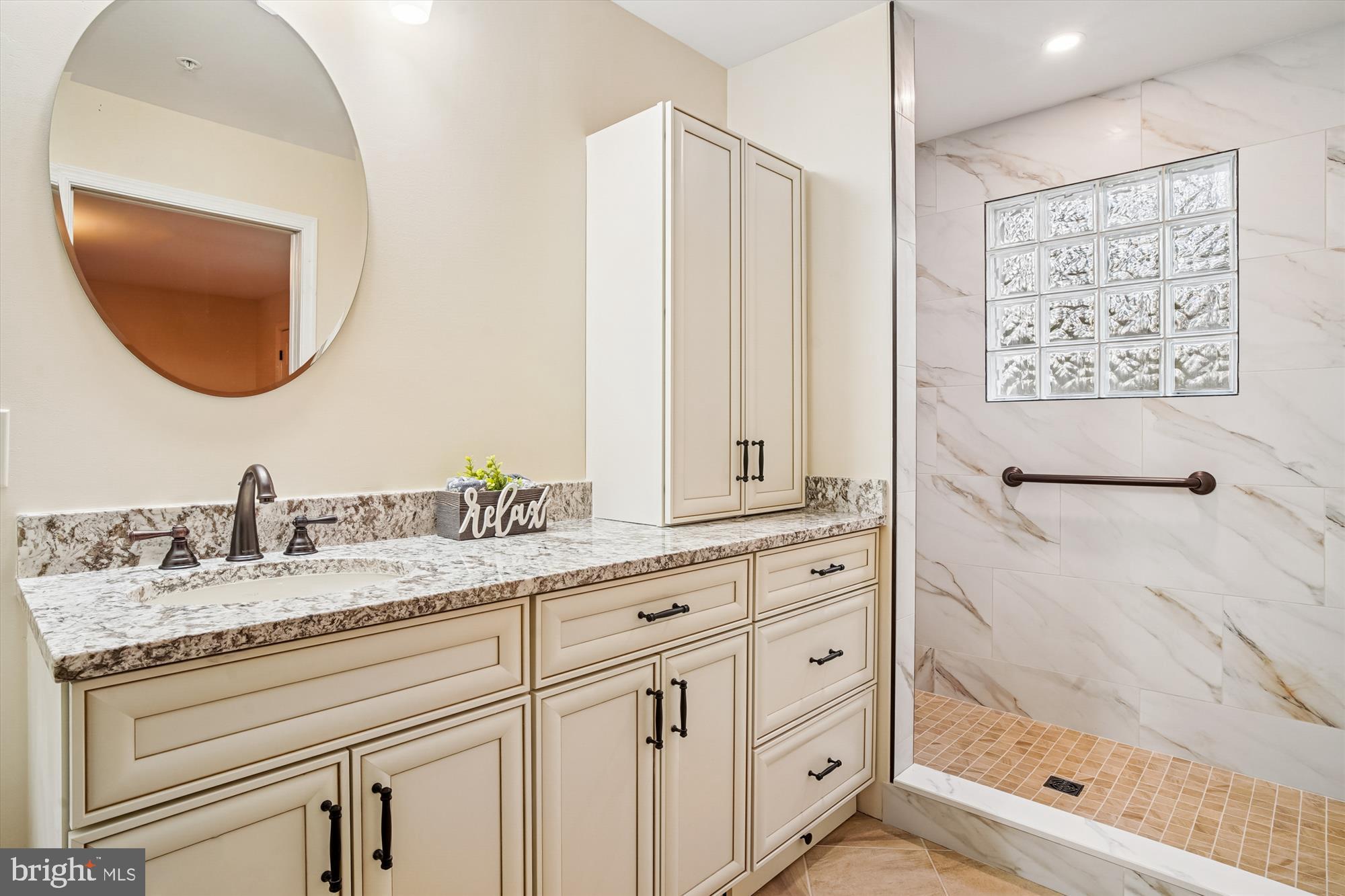 WATERFORD - Residential