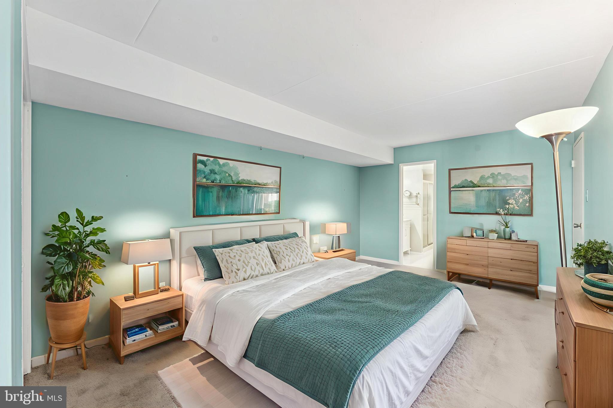 SENTINEL OF LANDMARK - Residential