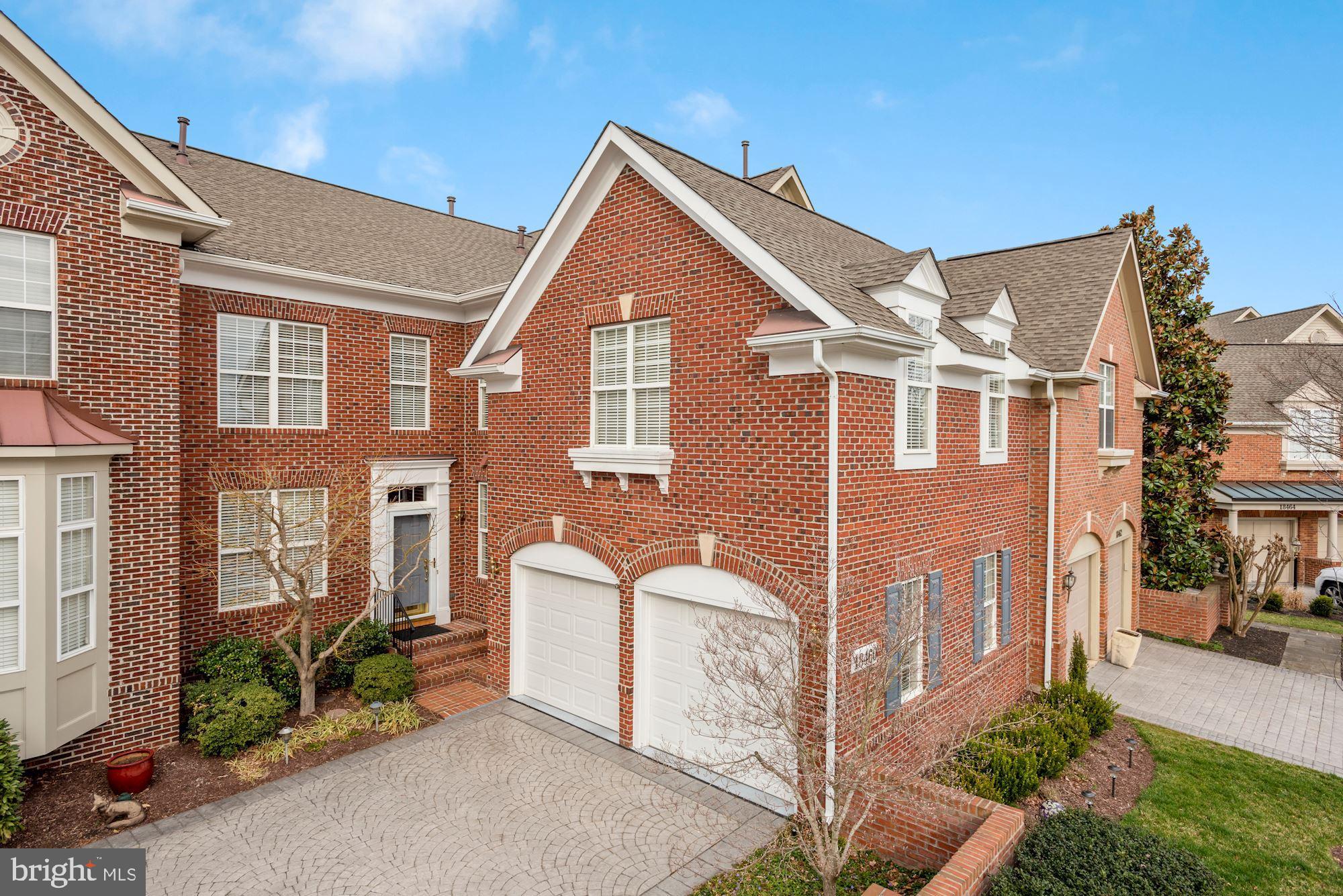 RIVER CREEK - Residential