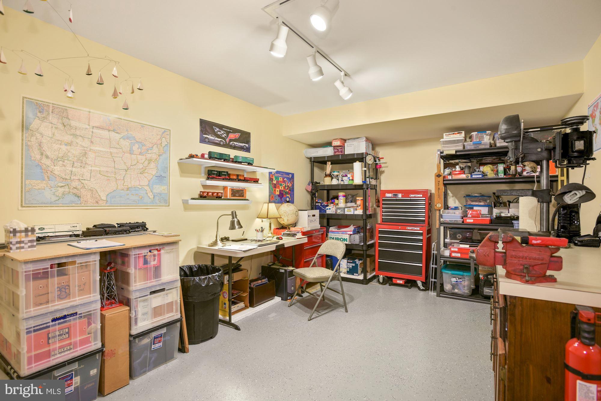 RIVER CREEK - Residential