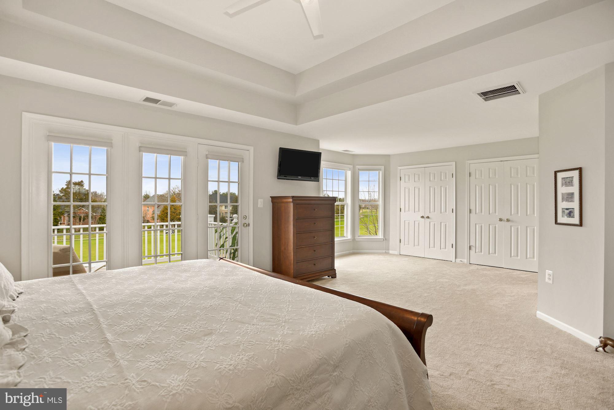 RIVER CREEK - Residential