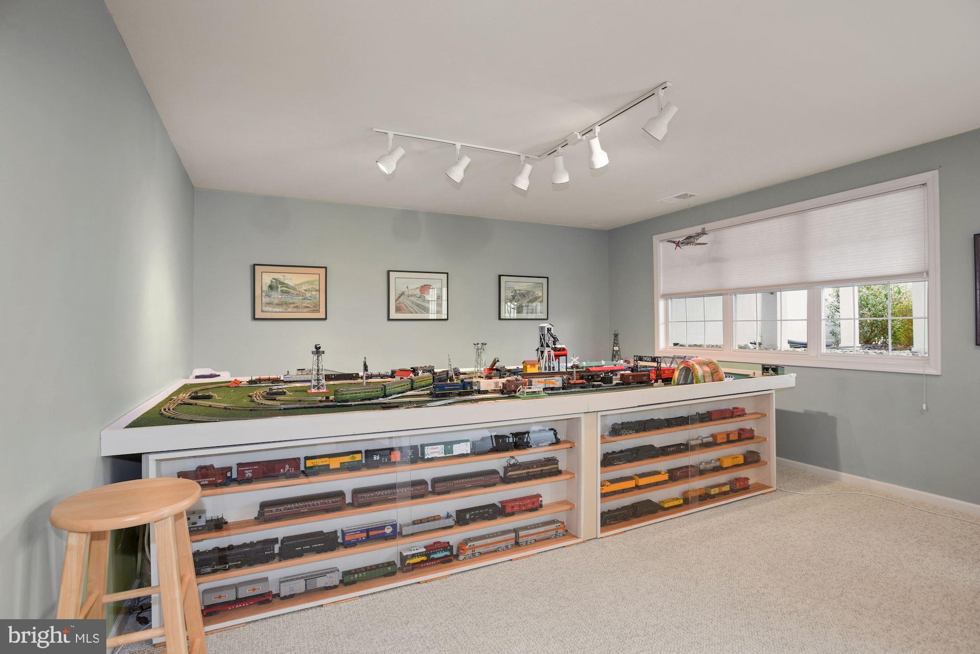 RIVER CREEK - Residential