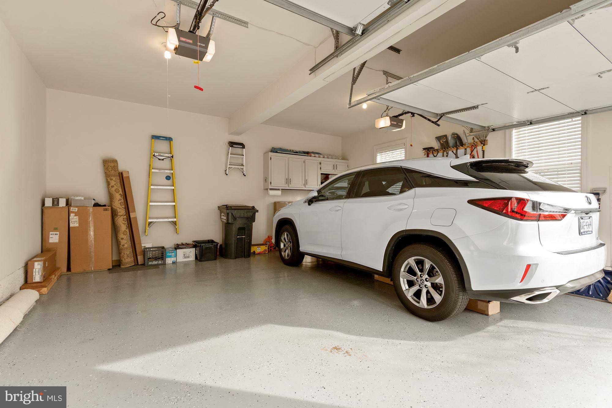 RIVER CREEK - Residential