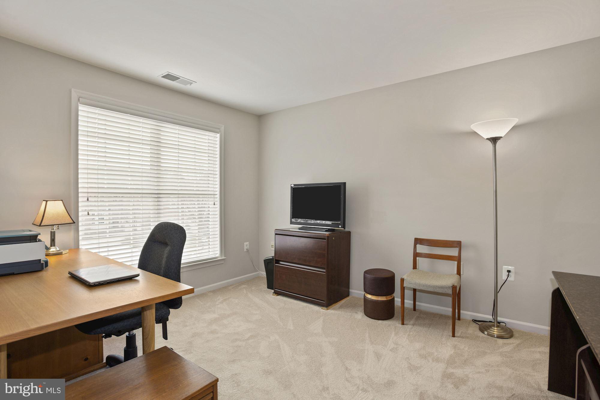 RIVER CREEK - Residential