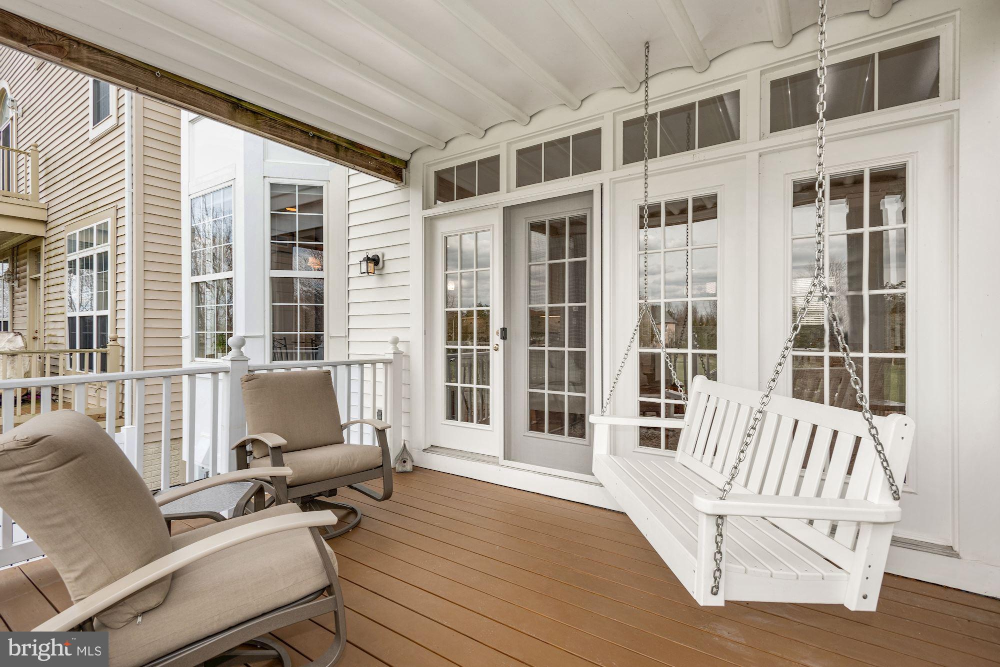 RIVER CREEK - Residential