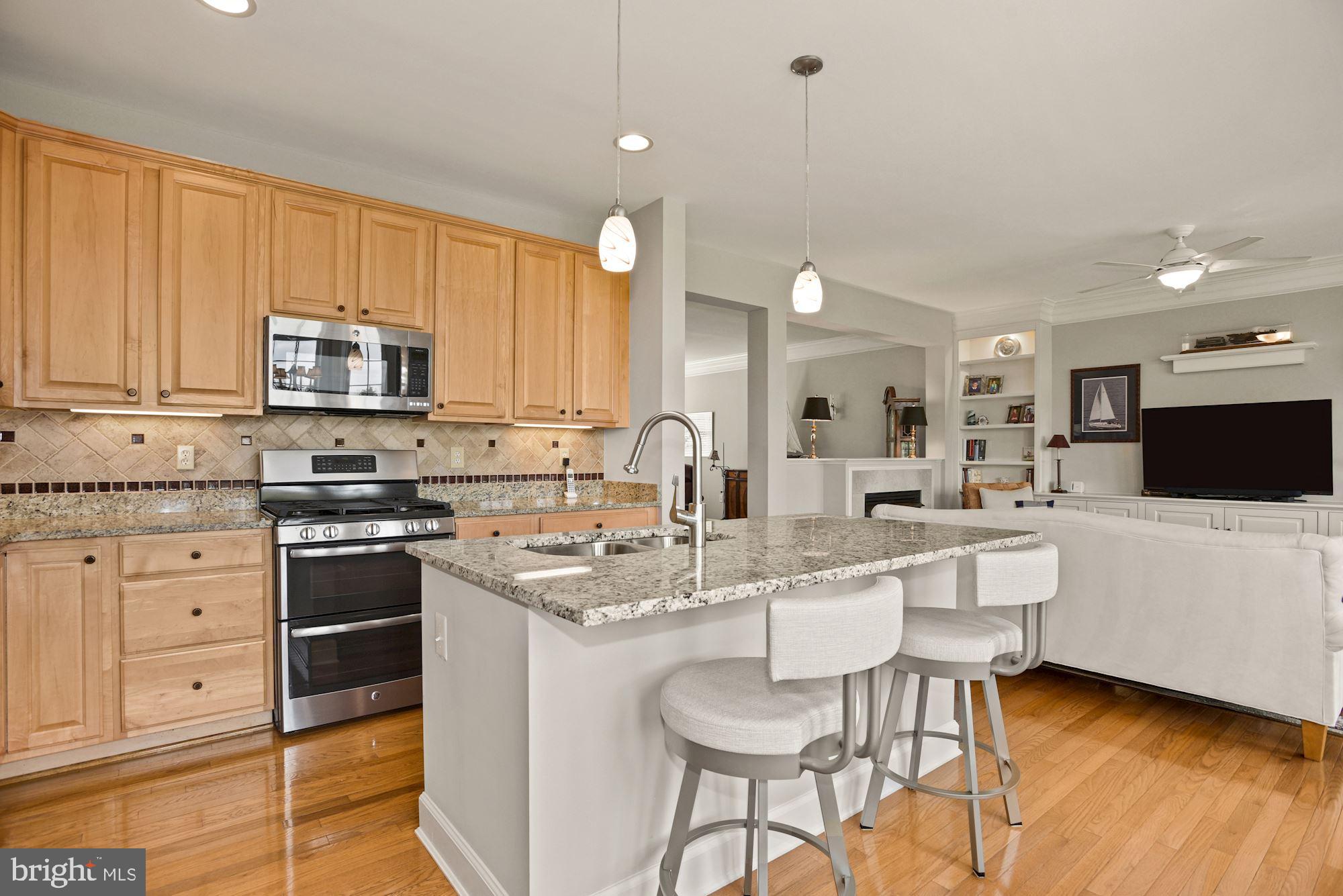 RIVER CREEK - Residential