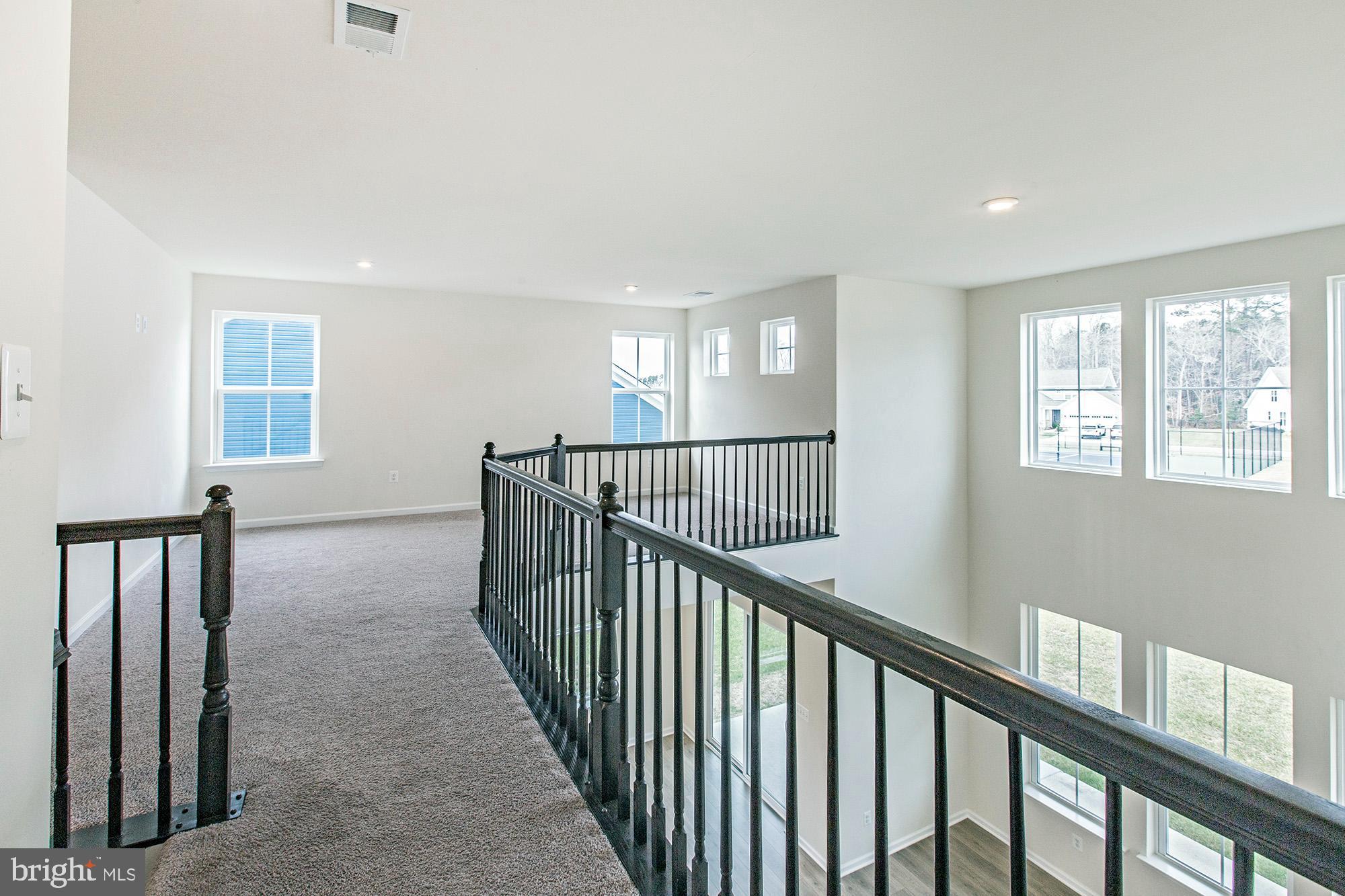 SYCAMORE CHASE - Residential