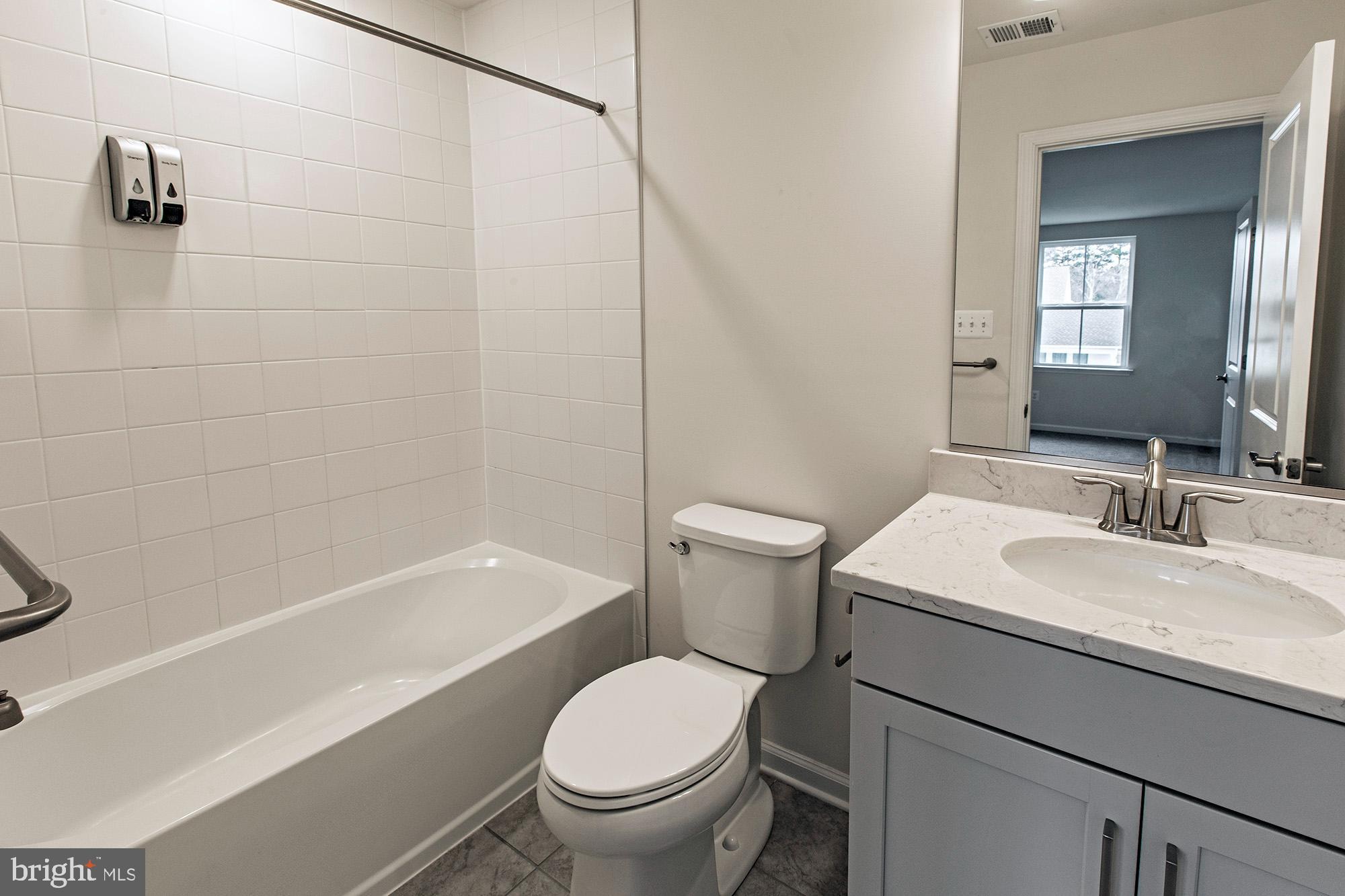 SYCAMORE CHASE - Residential