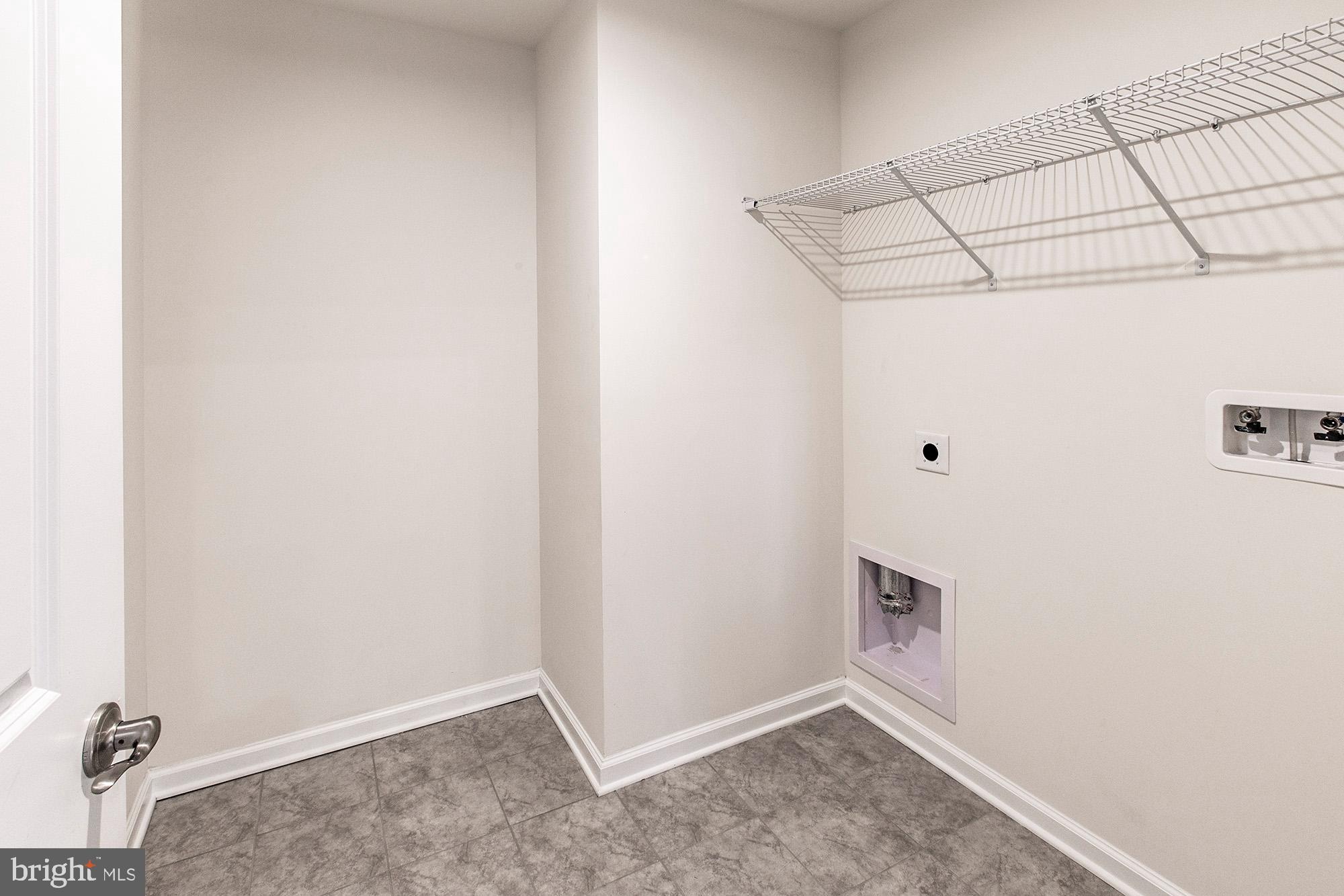 SYCAMORE CHASE - Residential