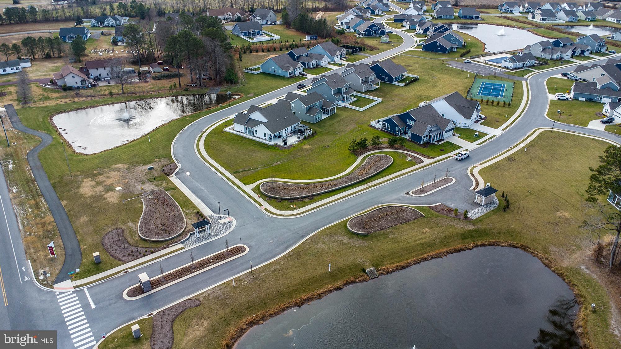 SYCAMORE CHASE - Residential