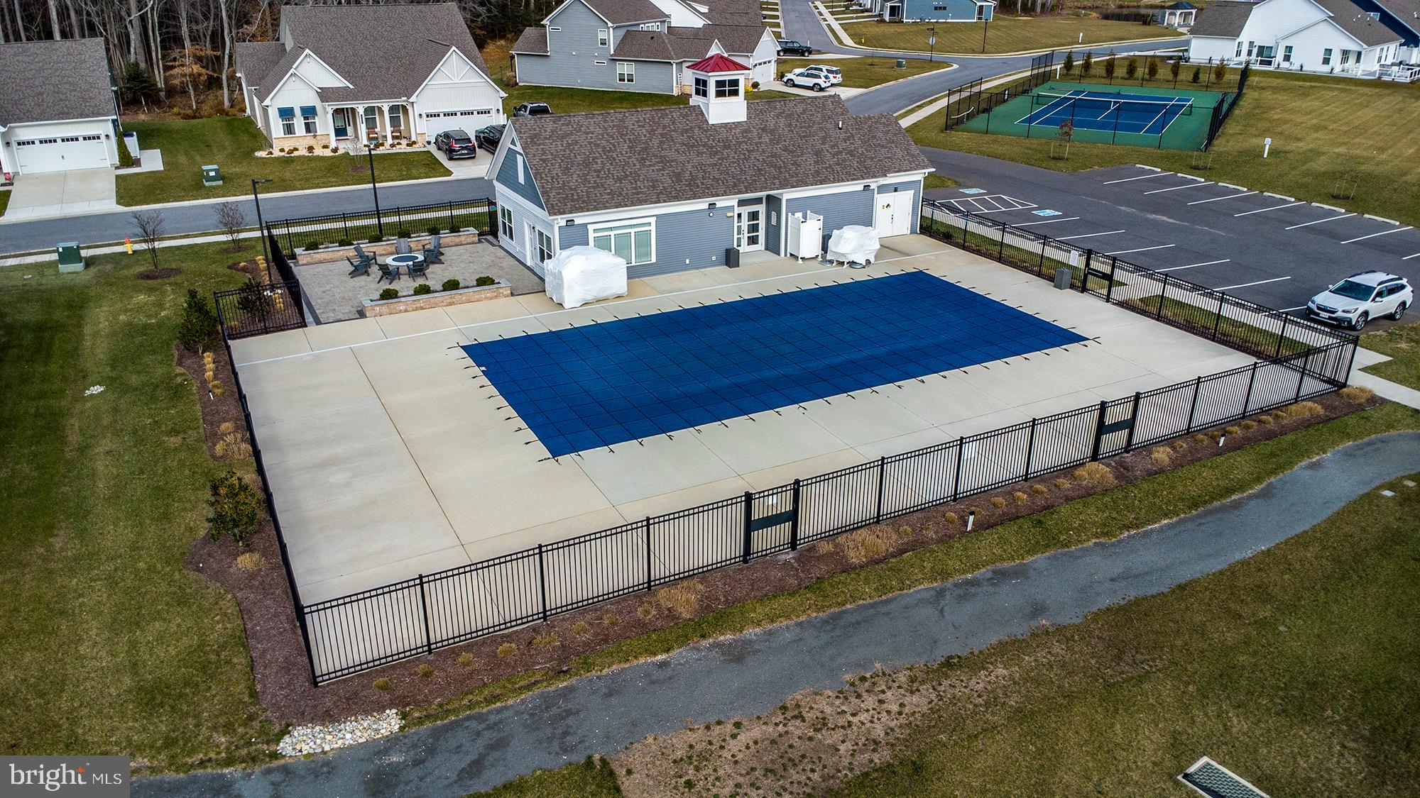 SYCAMORE CHASE - Residential