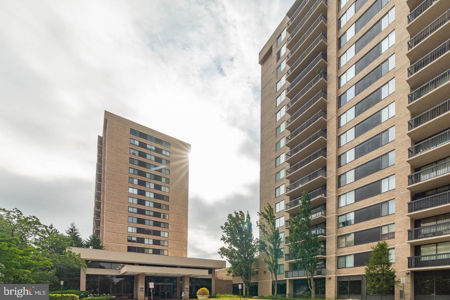 3709 S GEORGE MASON DRIVE 613