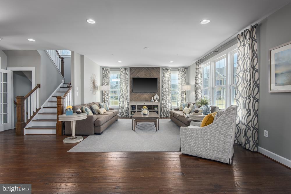 1450 LAVENDER CLIFF WAY