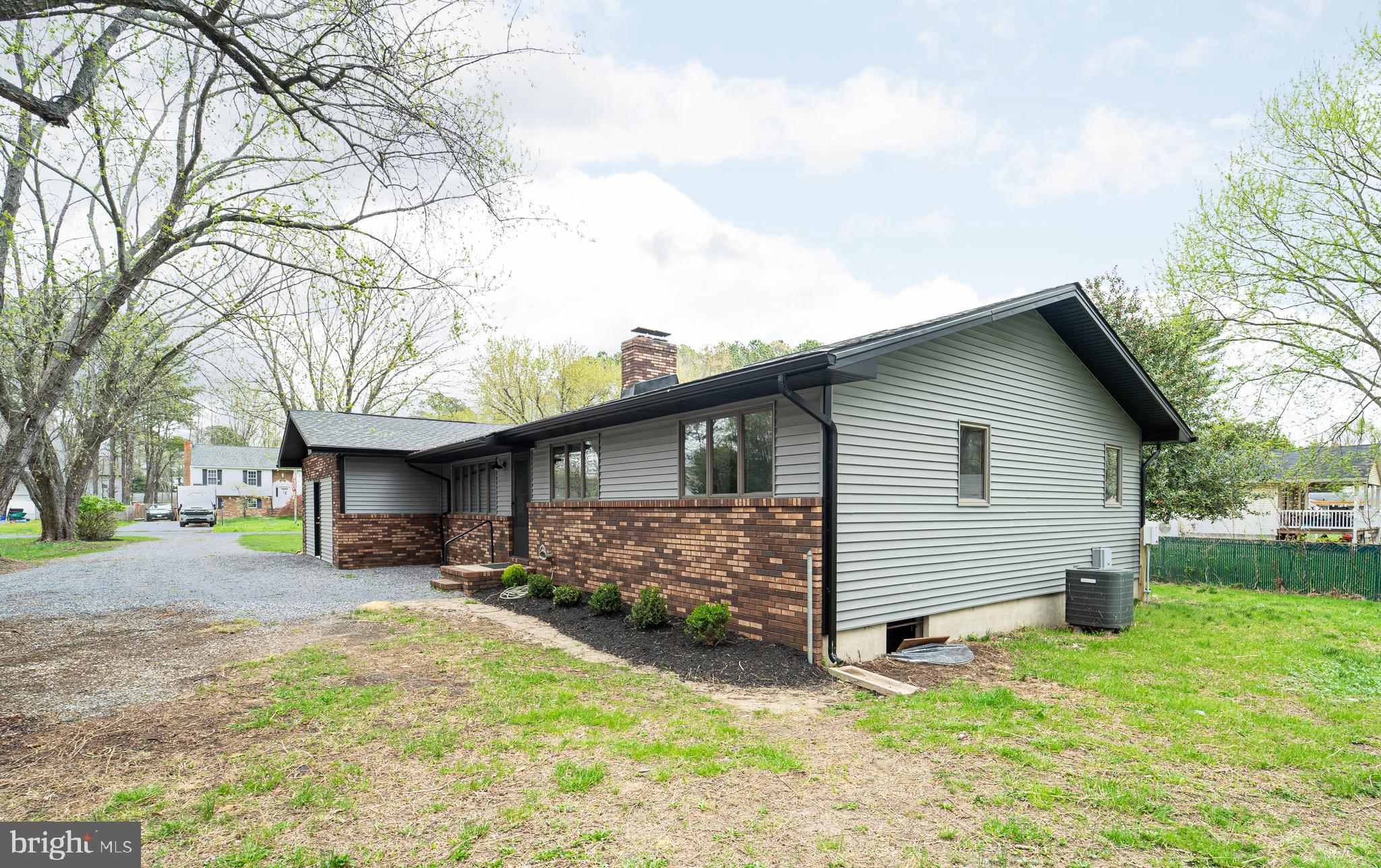210 PENNICK DRIVE