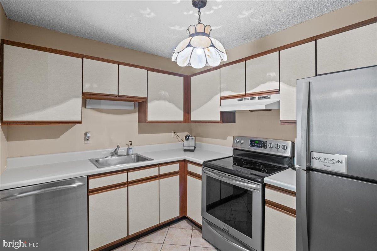 NITTANY COURT - Residential