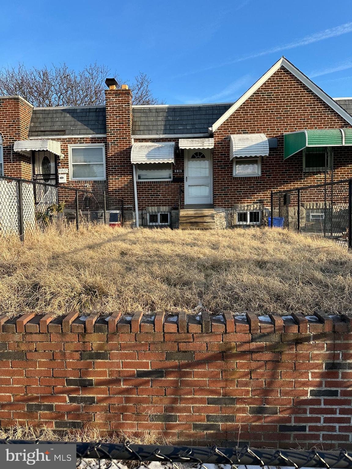 OXFORD CIRCLE - Residential