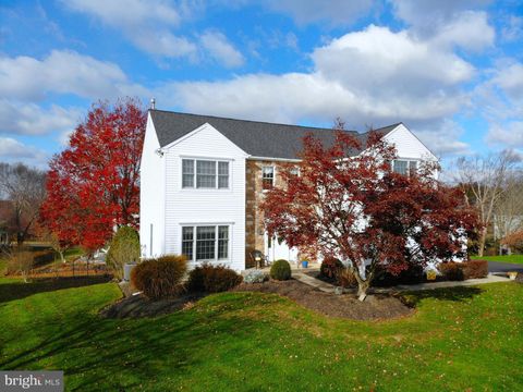 20 WOODSTONE DRIVE DOYLESTOWN PA 18901