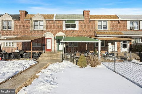 Townhouse For Sale - 1053 Taylor Drive<br/> FOLCROFT, PA 19032