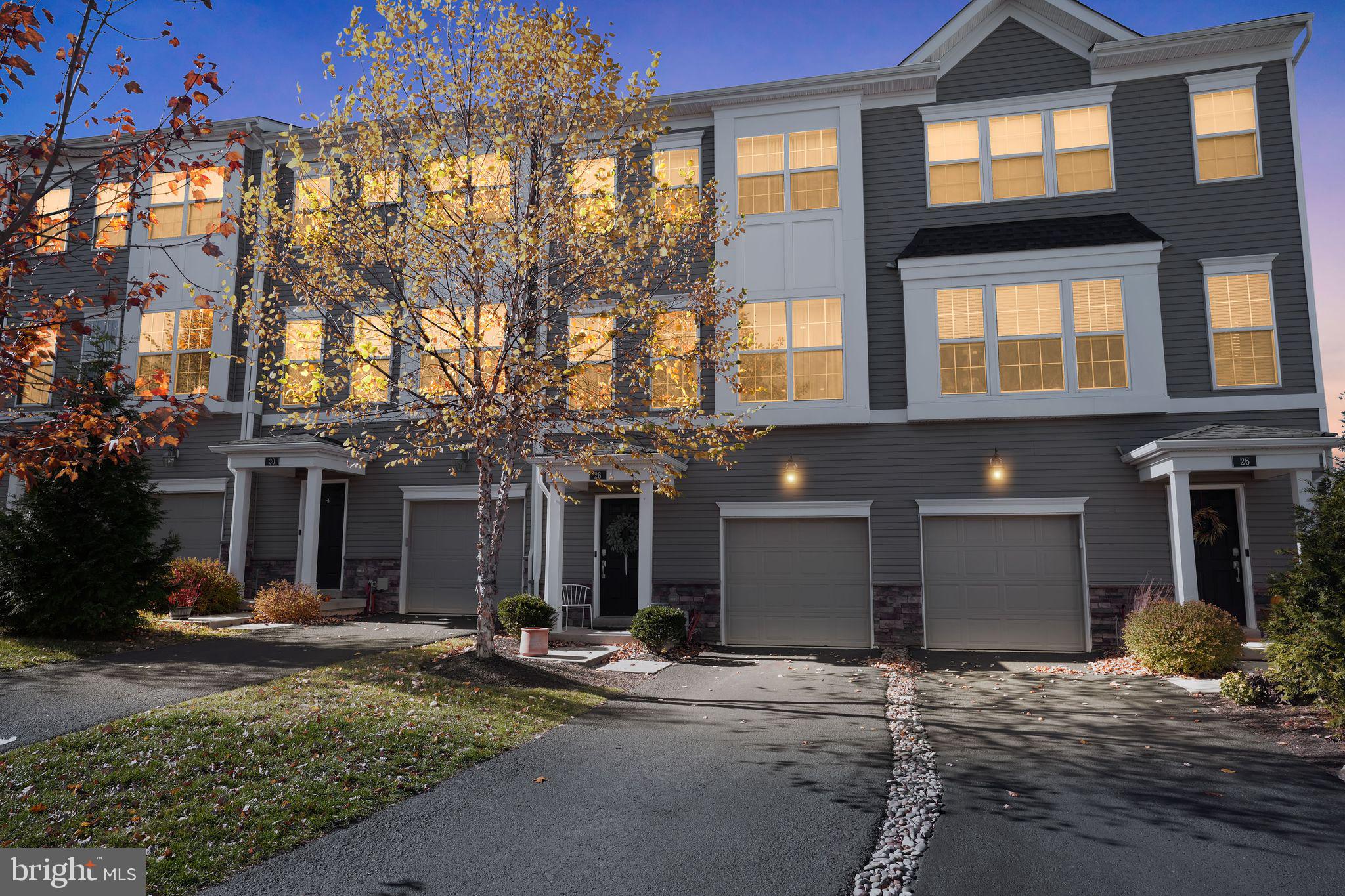 WHISPERING WOODS - Residential