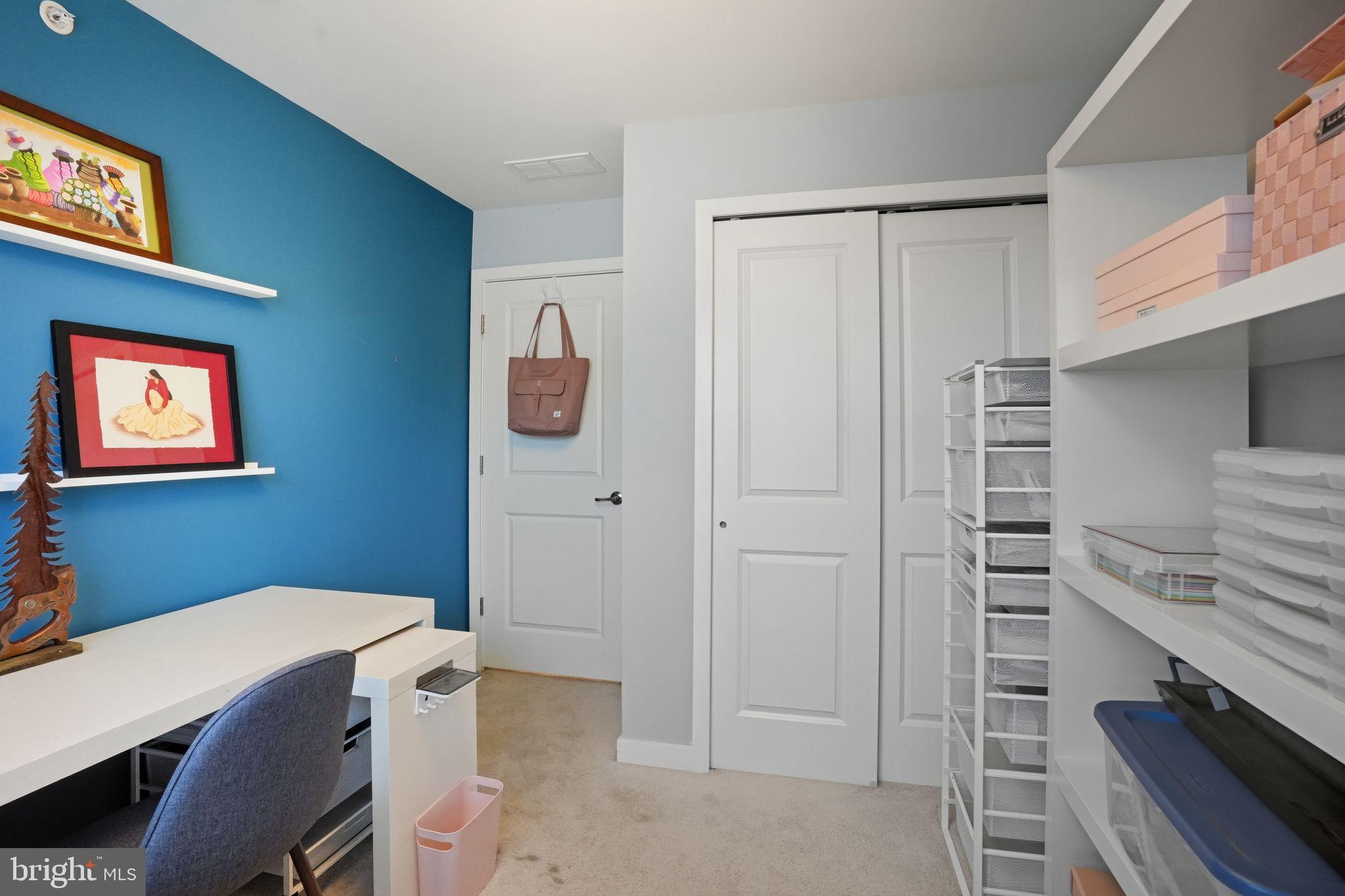 WHISPERING WOODS - Residential