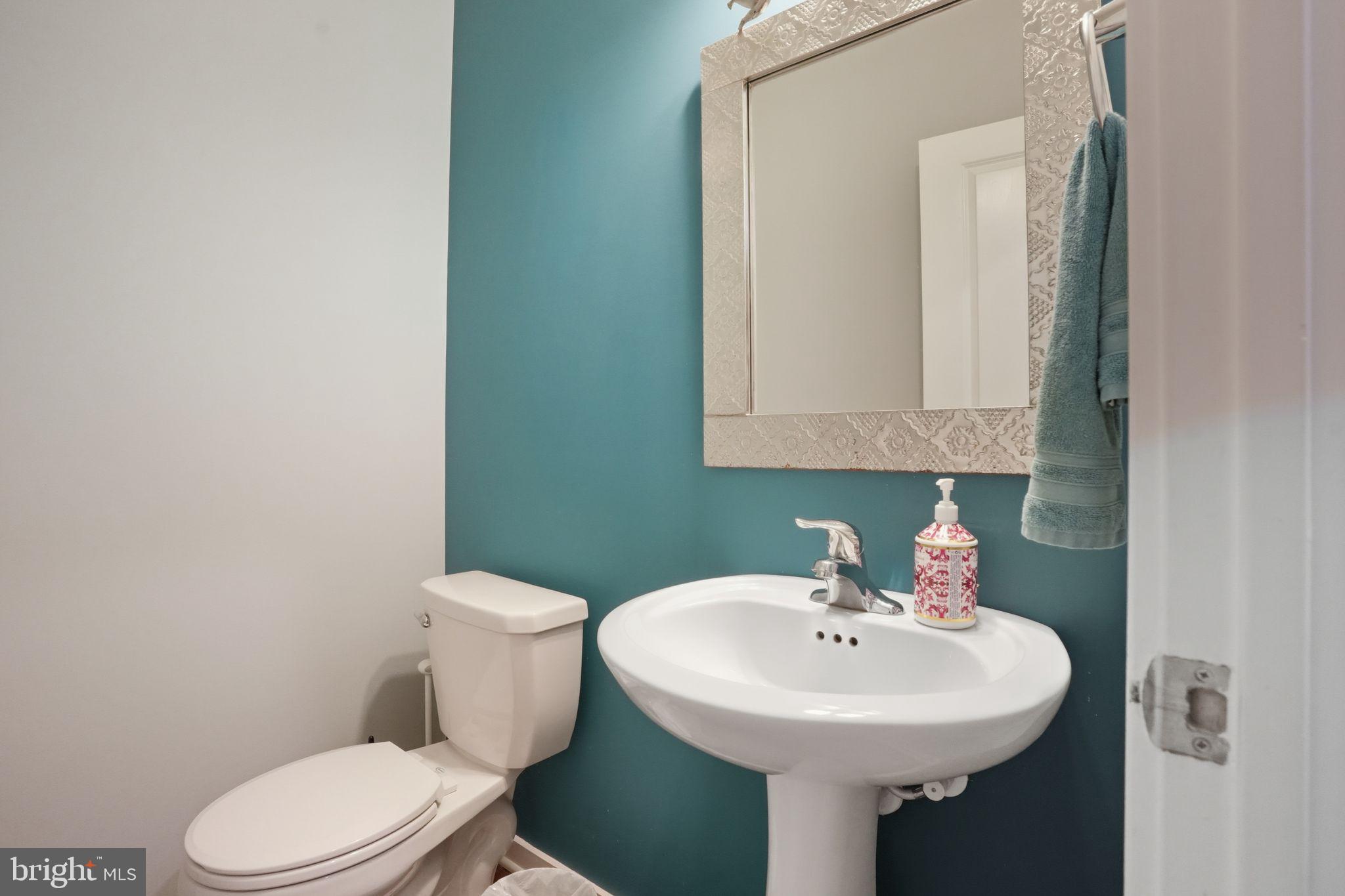 WHISPERING WOODS - Residential