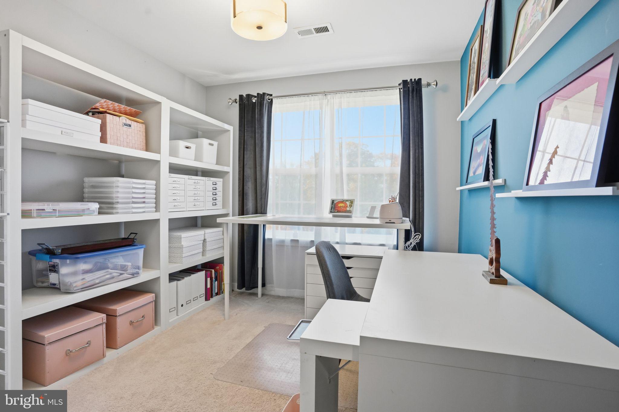 WHISPERING WOODS - Residential