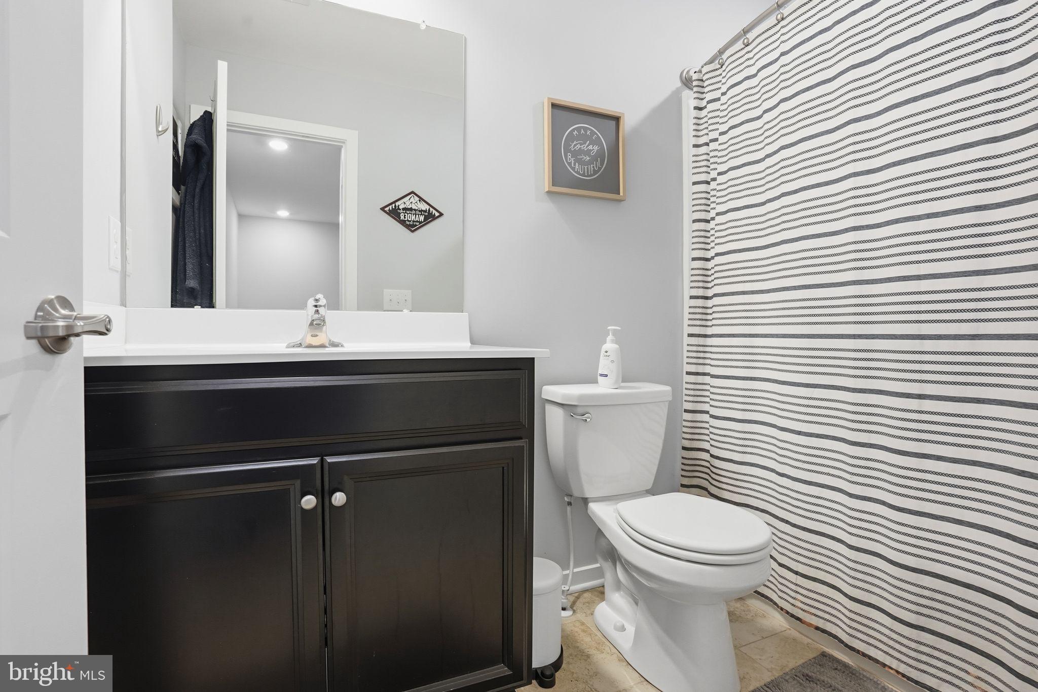 WHISPERING WOODS - Residential