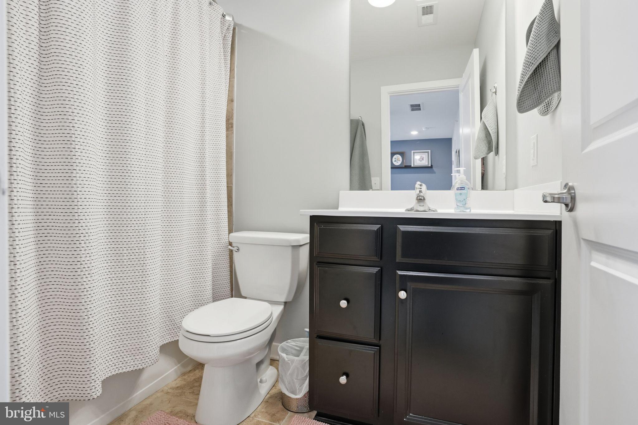 WHISPERING WOODS - Residential