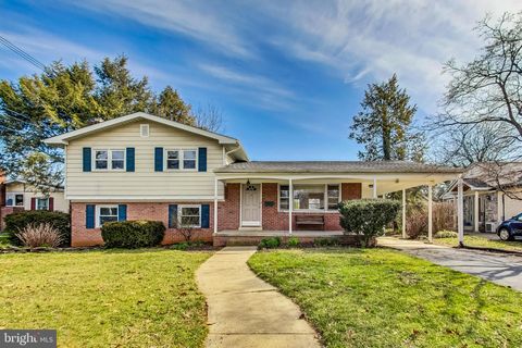 Homes For Rent - 1208 Pinewood Drive<br/> FREDERICK, MD 21701