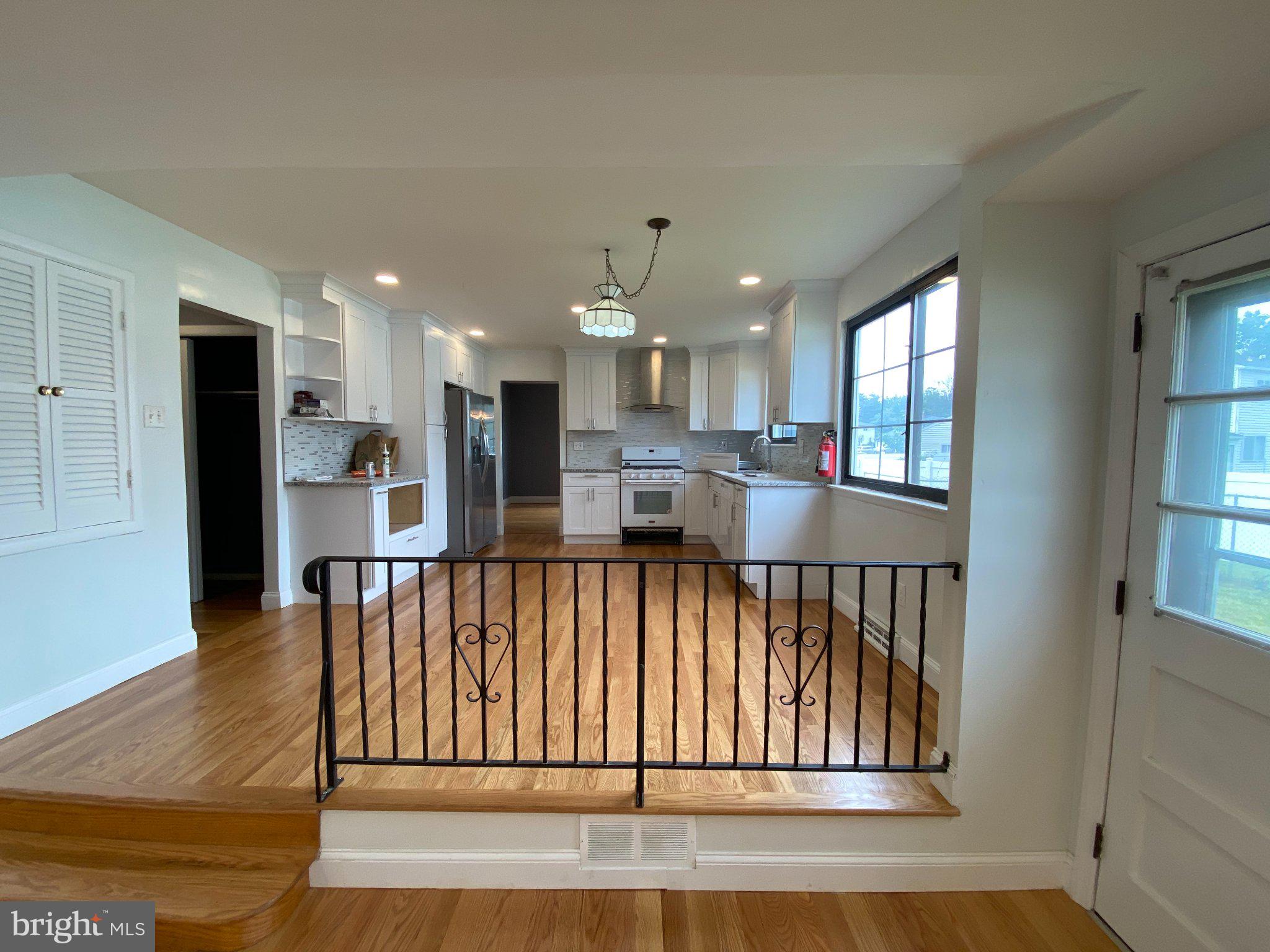 1 NIAMOA DRIVE