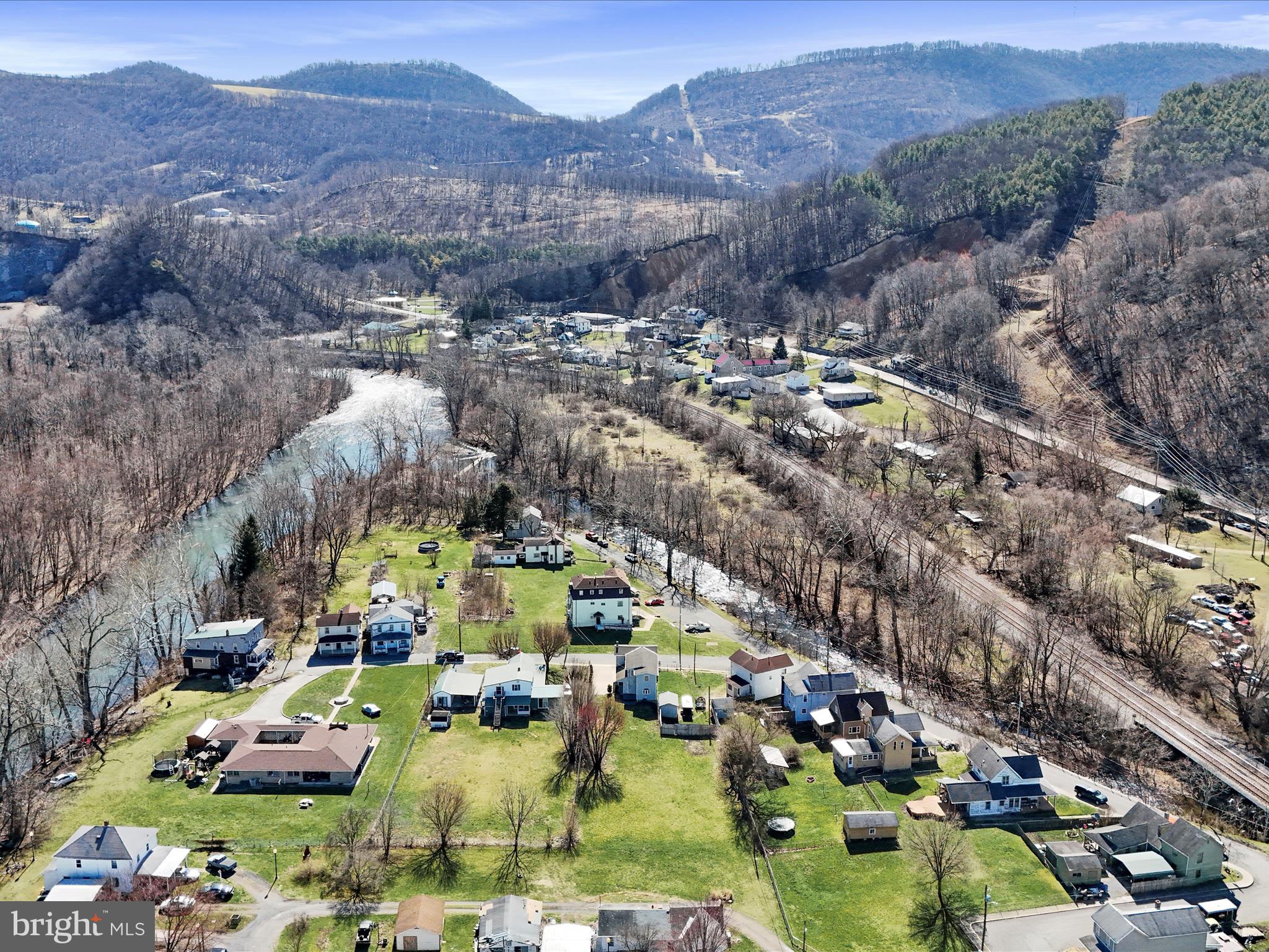 NORTH END - Residential