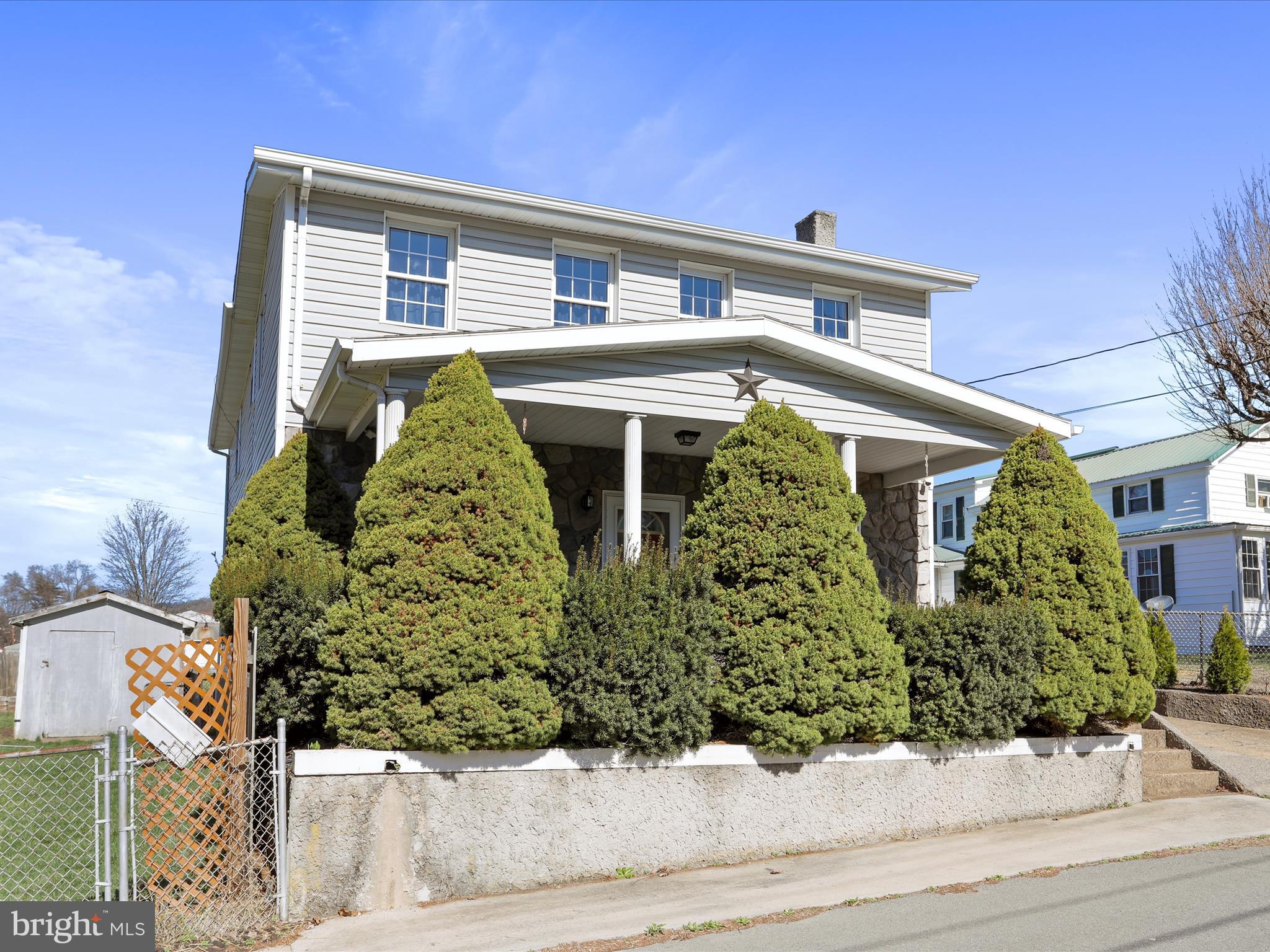 NORTH END - Residential