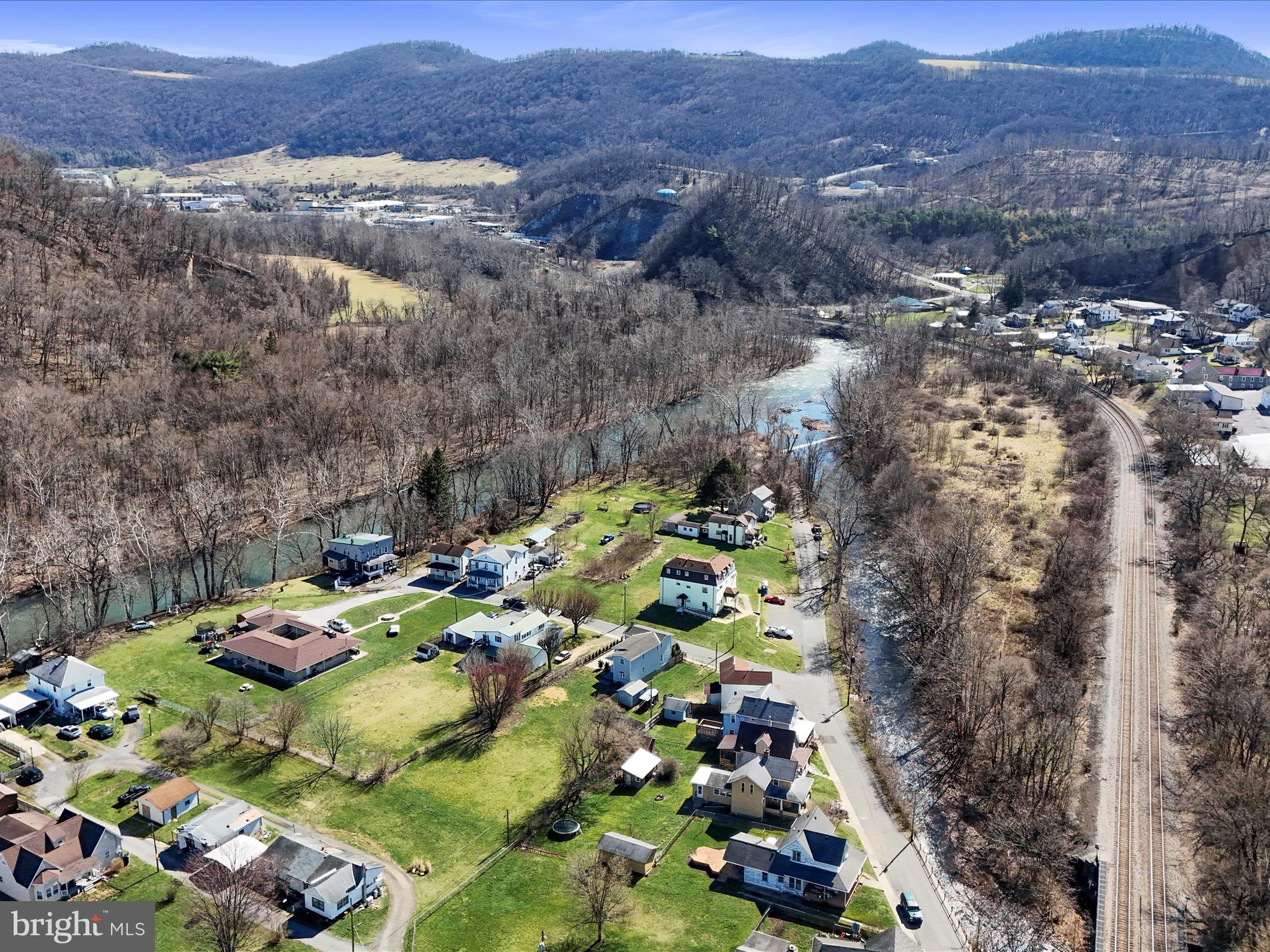 NORTH END - Residential